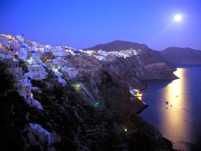 (For Sale) Other Properties Hotel || Cyclades/Santorini-Thira - 3.500Sq.m, 3.500.000€ 