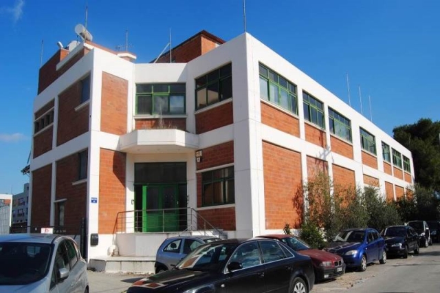 (For Sale) Commercial Industrial Area || Athens North/Kifissia - 2.375Sq.m, 1.600.000€ 