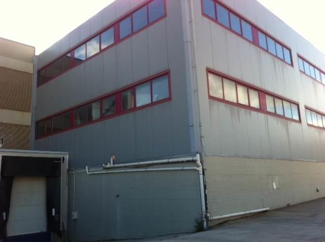 (For Sale) Commercial Logistics Storage space ||  West Attica/Ano Liosia - 900Sq.m, 500.000€ 