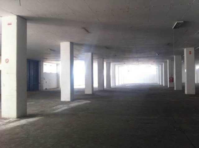 (For Sale) Commercial Logistics Storage space || Piraias/Agios Ioannis Renti - 4.500Sq.m 